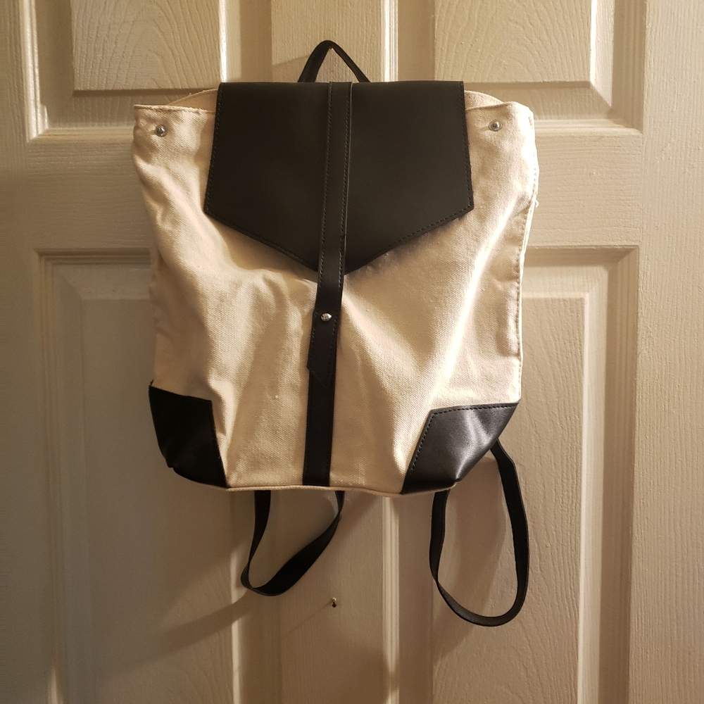 NWOT  Deux Lux Backpack